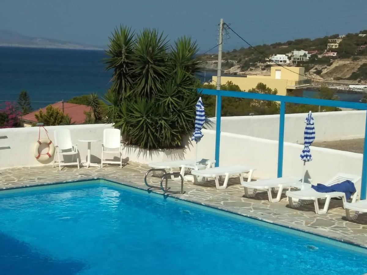 Blue Dolphin Studios And Apartment Vagia  Bagian luar foto