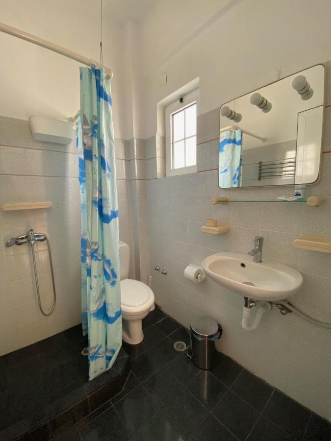 Blue Dolphin Studios And Apartment Vagia  Bagian luar foto