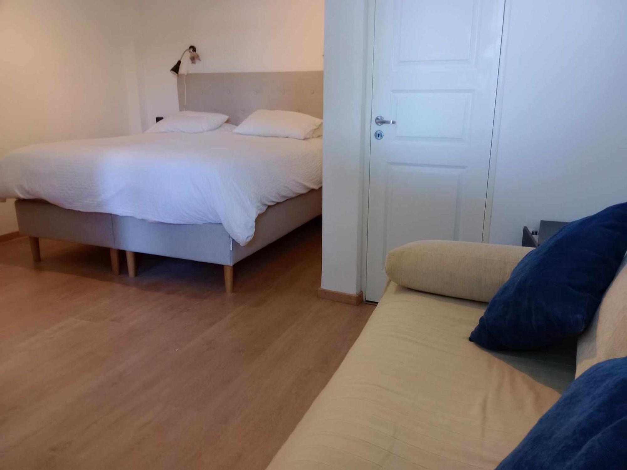 Blue Dolphin Studios And Apartment Vagia  Bagian luar foto
