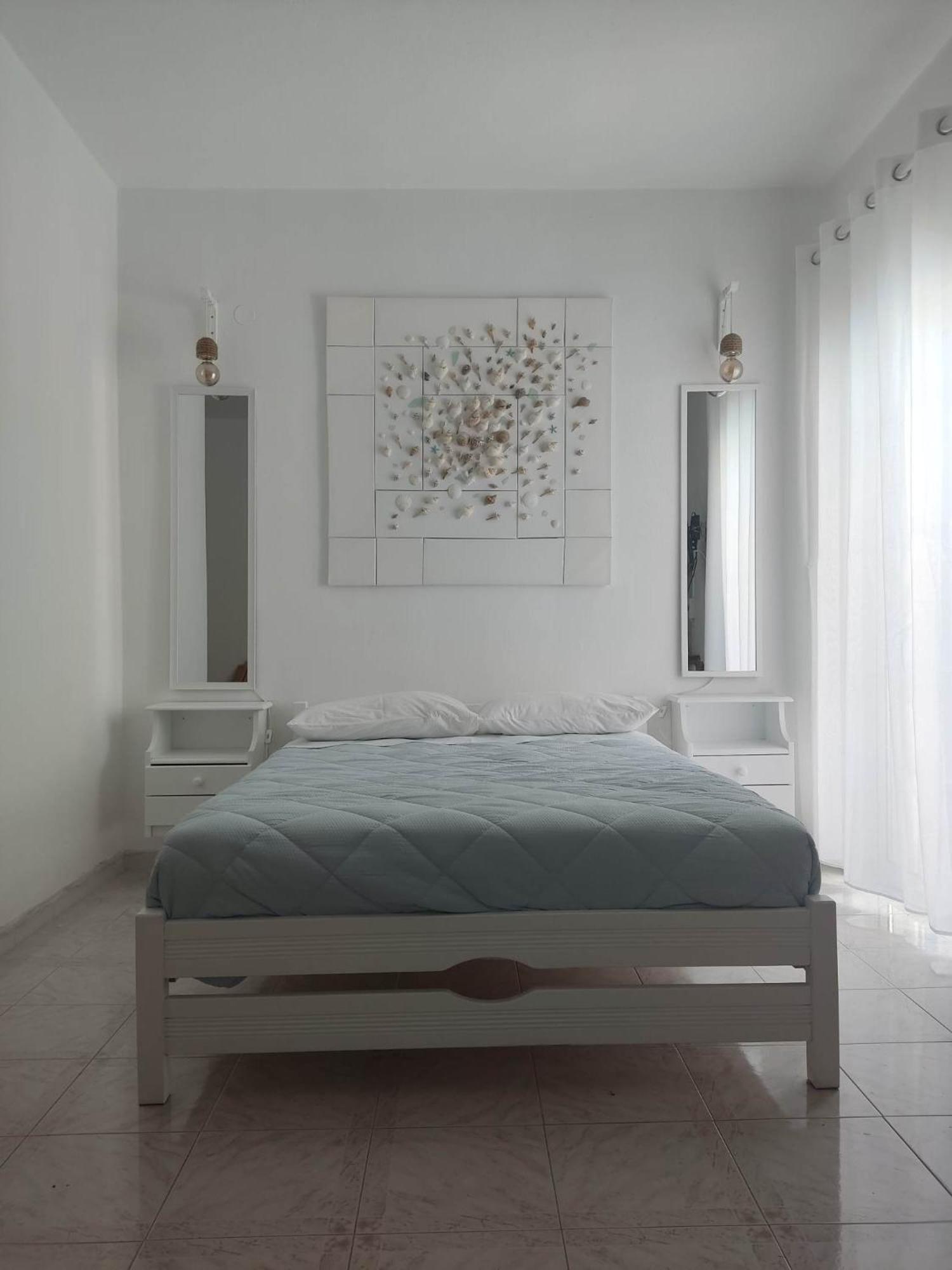 Blue Dolphin Studios And Apartment Vagia  Bagian luar foto