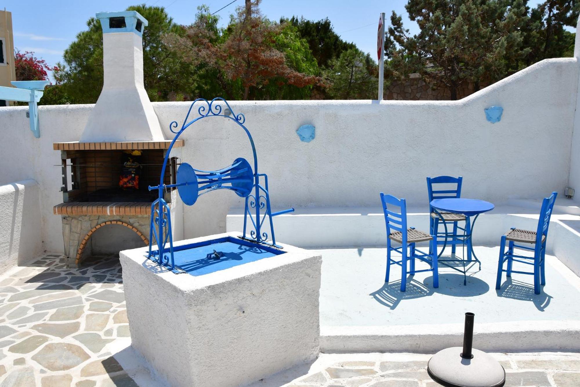 Blue Dolphin Studios And Apartment Vagia  Bagian luar foto